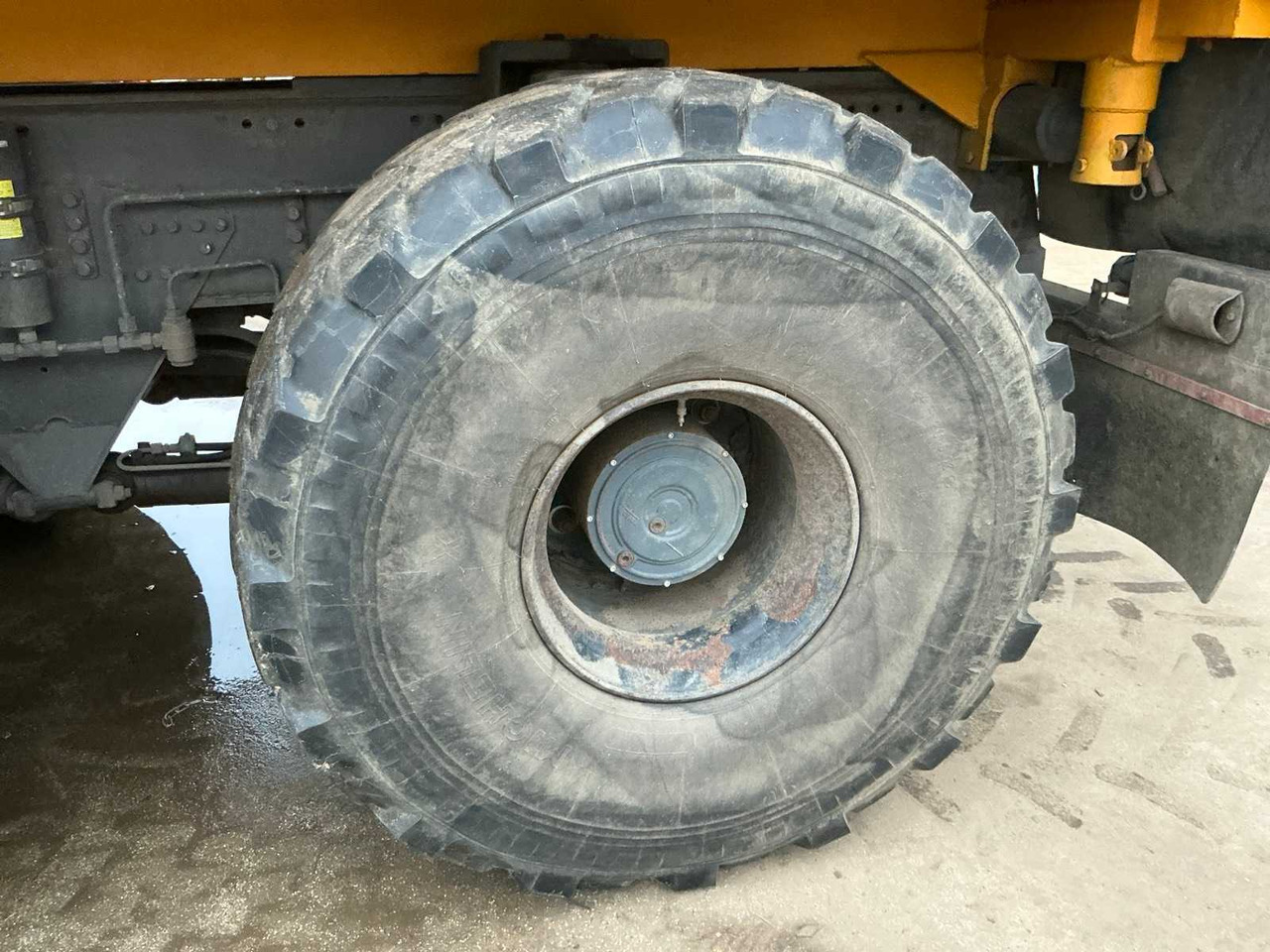 Truck 2005 GINAF GINC 3085 X4446 AGRICULTURAL TRUCK WITH TIPPER: picture 13 Truck 2005 GINAF GINC 3085 X4446 AGRICULTURAL TRUCK WITH TIPPER: picture 13