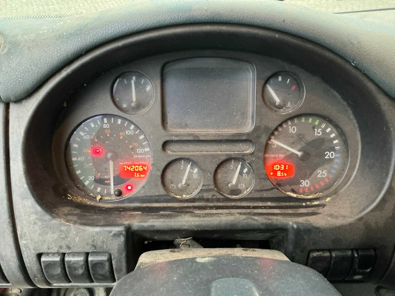 Truck 2005 GINAF GINC 3085 X4446 AGRICULTURAL TRUCK WITH TIPPER: picture 24 Truck 2005 GINAF GINC 3085 X4446 AGRICULTURAL TRUCK WITH TIPPER: picture 24