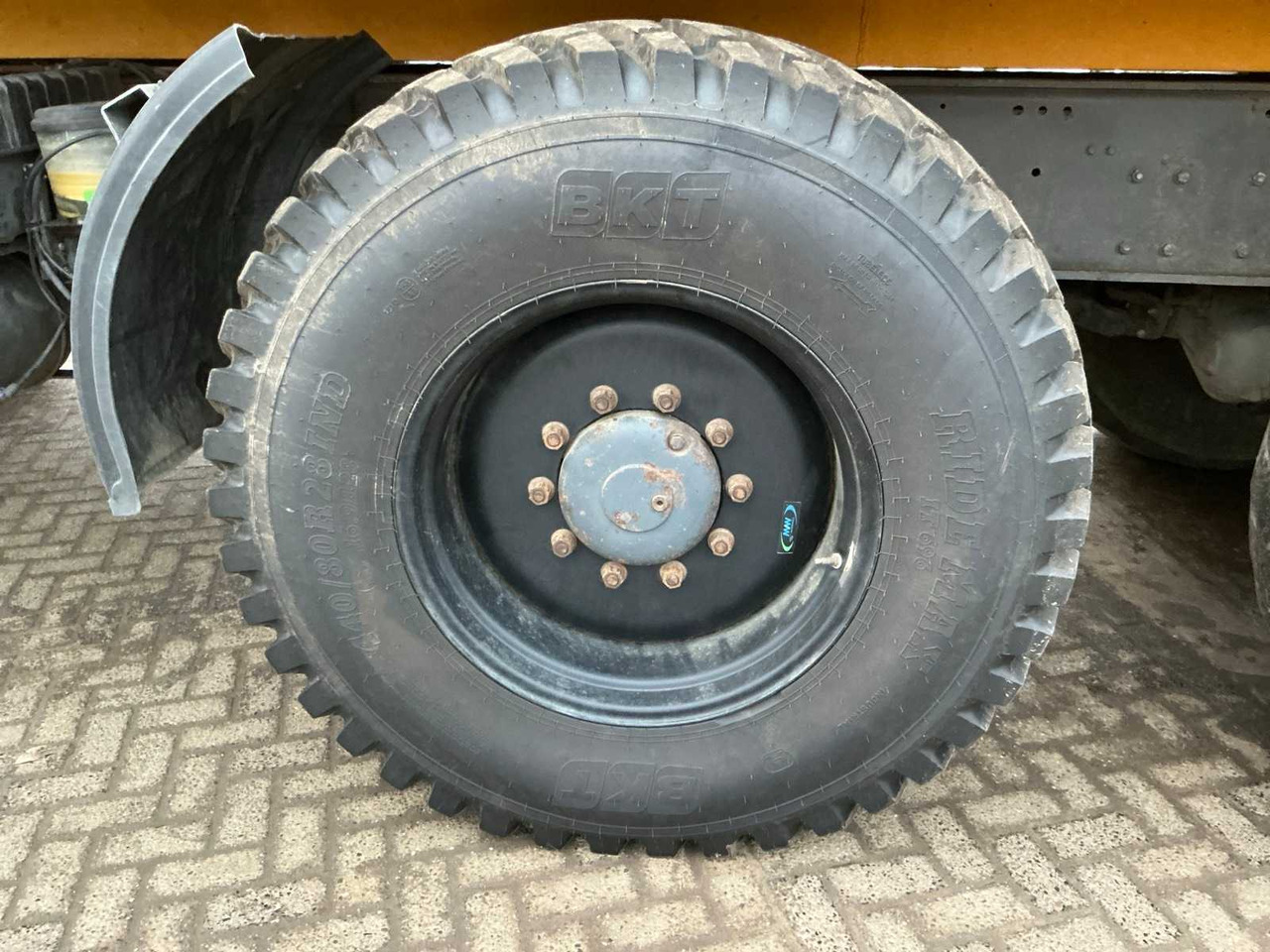 Truck 2005 GINAF GINC 3085 X4446 AGRICULTURAL TRUCK WITH TIPPER: picture 11 Truck 2005 GINAF GINC 3085 X4446 AGRICULTURAL TRUCK WITH TIPPER: picture 11