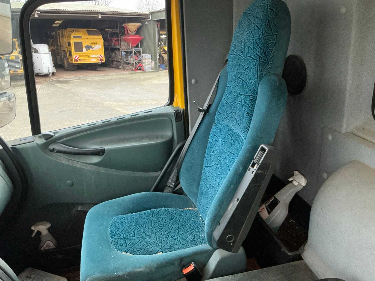 Truck 2005 GINAF GINC 3085 X4446 AGRICULTURAL TRUCK WITH TIPPER: picture 31 Truck 2005 GINAF GINC 3085 X4446 AGRICULTURAL TRUCK WITH TIPPER: picture 31