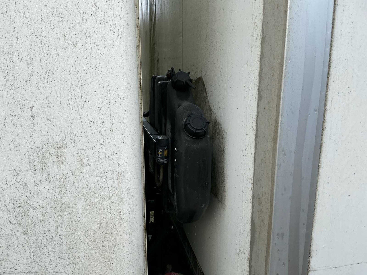 Truck 2006 MALE LE12.180: picture 9