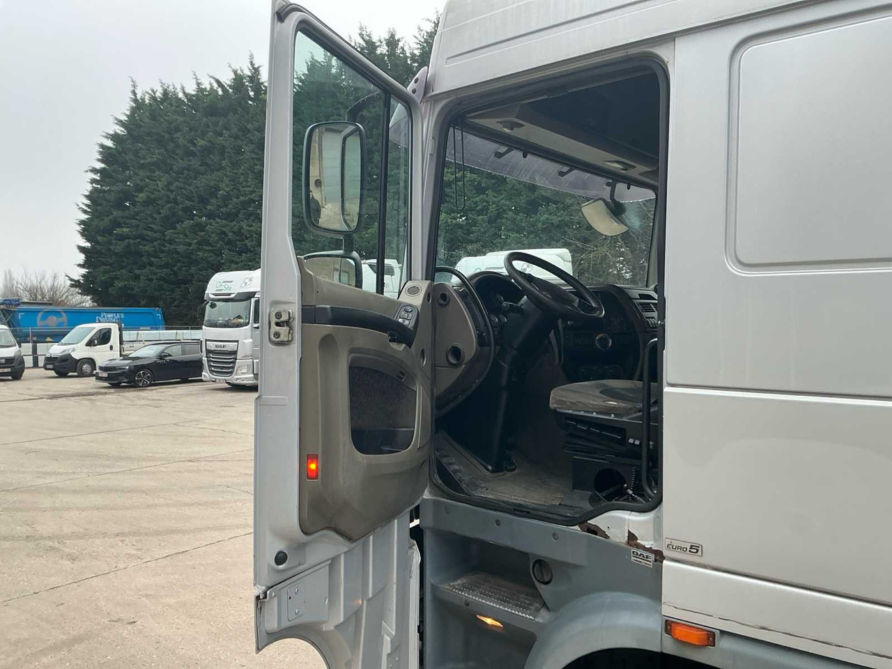 Truck 2009 DAF FTXF 105 TRUCK: picture 7