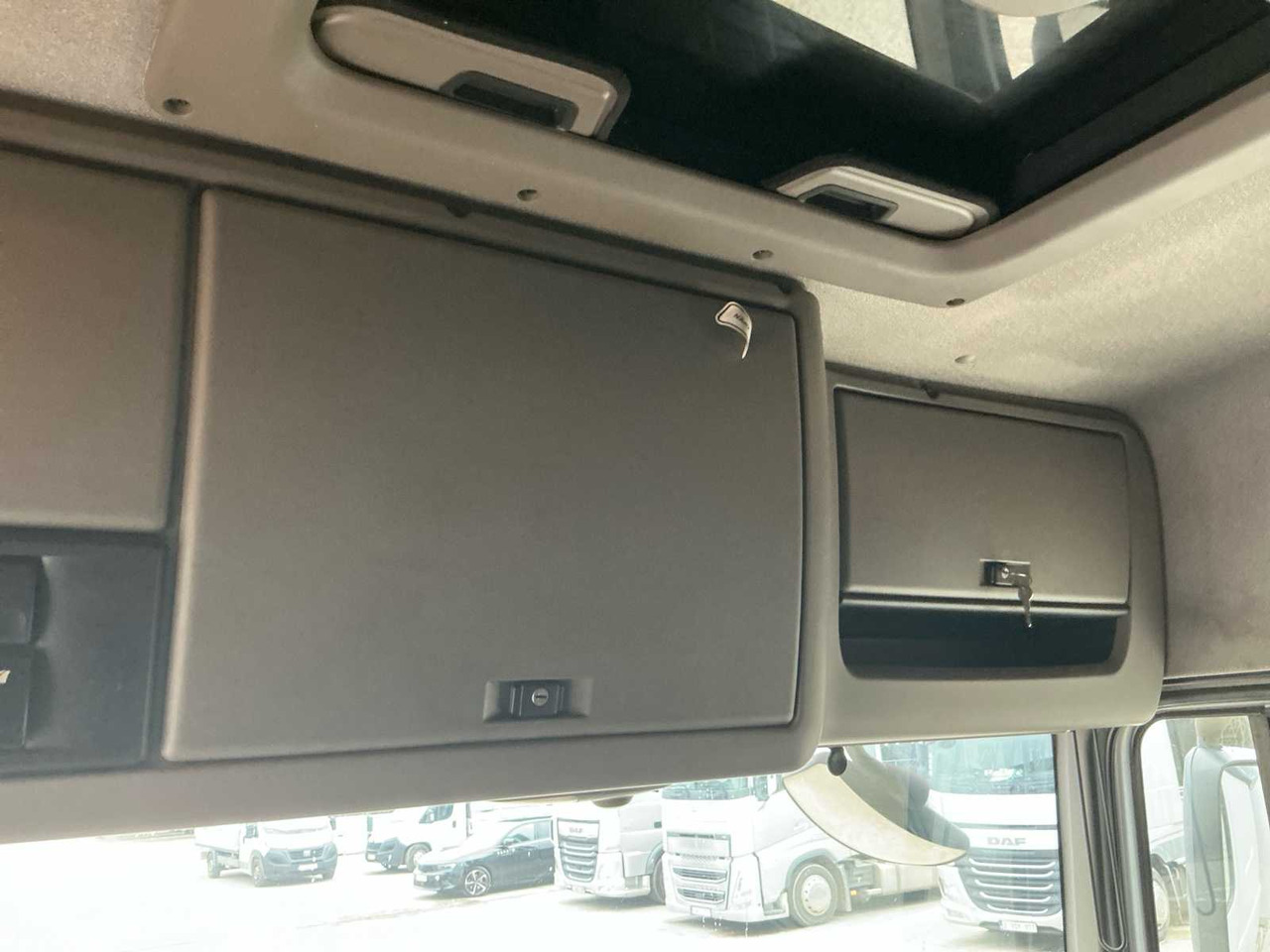 Truck 2009 DAF FTXF 105 TRUCK: picture 10