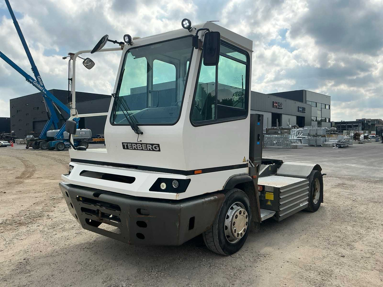 2015 TERBERG YT202-EU ELECTRIC TERMINAL TRACTOR - Truck: picture 1 2015 TERBERG YT202-EU ELECTRIC TERMINAL TRACTOR - Truck: picture 1