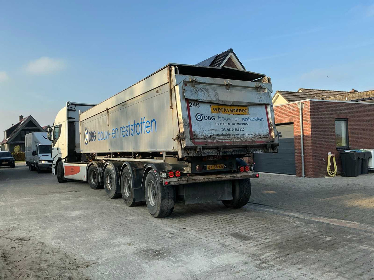 IVECO STRALIS 480 E6 SEMI-TRAILER TRACTOR + ALUMINIUM INSULATED DUMP TRAILER - Truck: picture 4 IVECO STRALIS 480 E6 SEMI-TRAILER TRACTOR + ALUMINIUM INSULATED DUMP TRAILER - Truck: picture 4