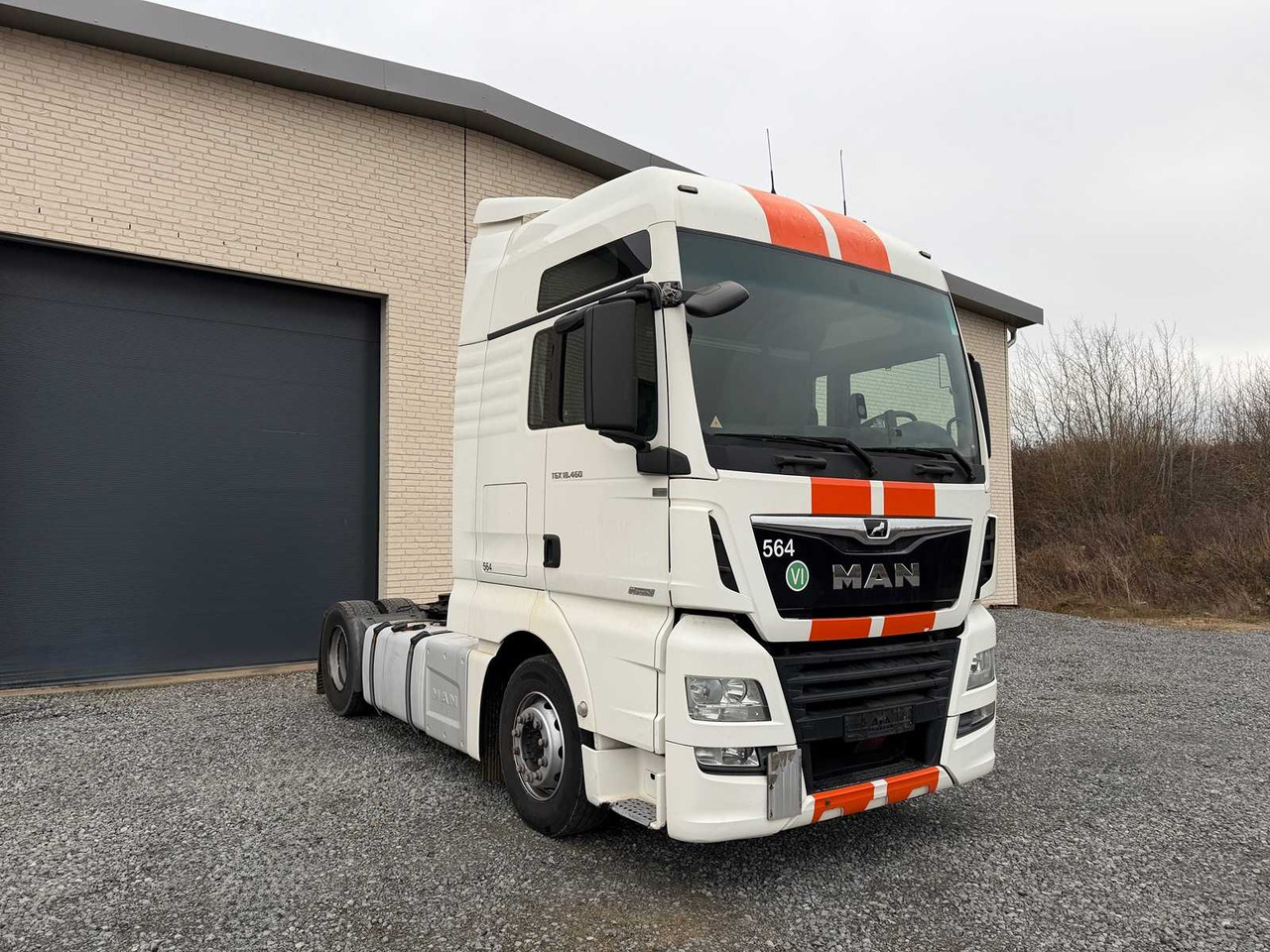 MAN - TGX 18.460 - 2018 - TRACTOR UNIT - Truck: picture 2 MAN - TGX 18.460 - 2018 - TRACTOR UNIT - Truck: picture 2