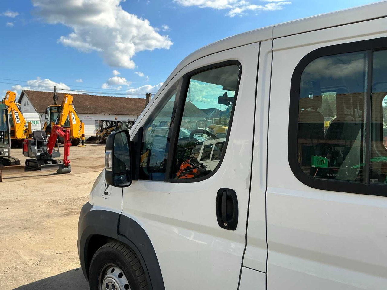 Truck PEUGEOT - BOXER 35 35 2.2 HDI - DOUBLE CAB TIPPER TRUCK - 2012: picture 9