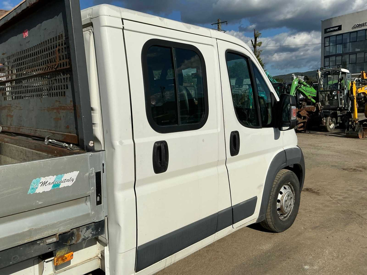 Truck PEUGEOT - BOXER 35 35 2.2 HDI - DOUBLE CAB TIPPER TRUCK - 2012: picture 17