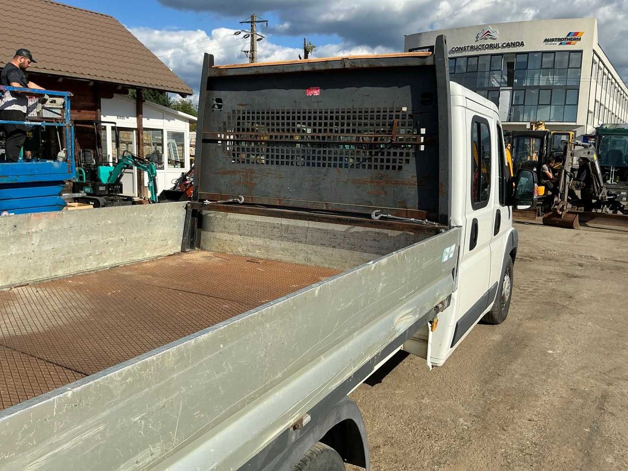 Truck PEUGEOT - BOXER 35 35 2.2 HDI - DOUBLE CAB TIPPER TRUCK - 2012: picture 14