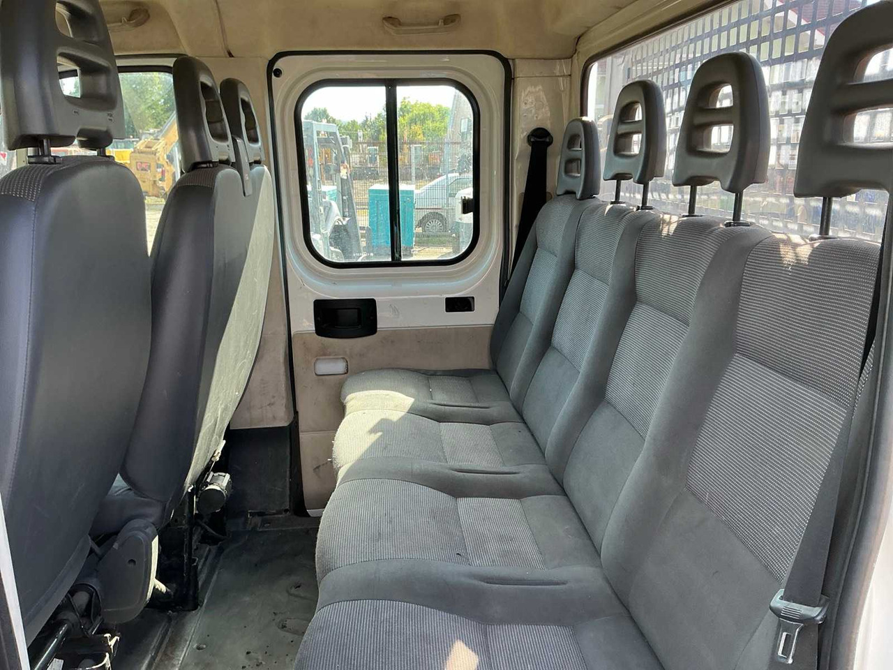 Truck PEUGEOT - BOXER 35 35 2.2 HDI - DOUBLE CAB TIPPER TRUCK - 2012: picture 29