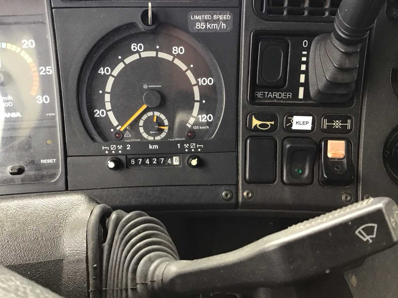 Truck SCANIA V8 - 143H 450 - TRUCK TRACTOR: picture 16 Truck SCANIA V8 - 143H 450 - TRUCK TRACTOR: picture 16