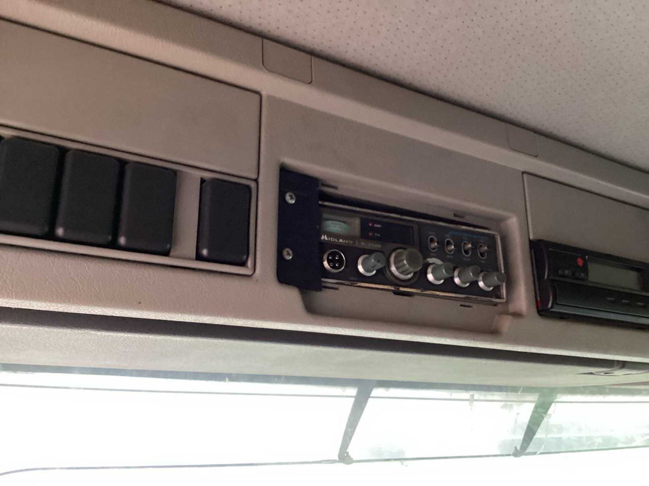 Truck VOLVO - FM12.460 - TRUCK WITH TRAILER - 2002: picture 38