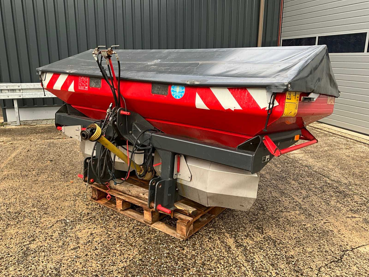 Vicon Rota Flow RO-XL - Fertilizer spreader: picture 1 Vicon Rota Flow RO-XL - Fertilizer spreader: picture 1