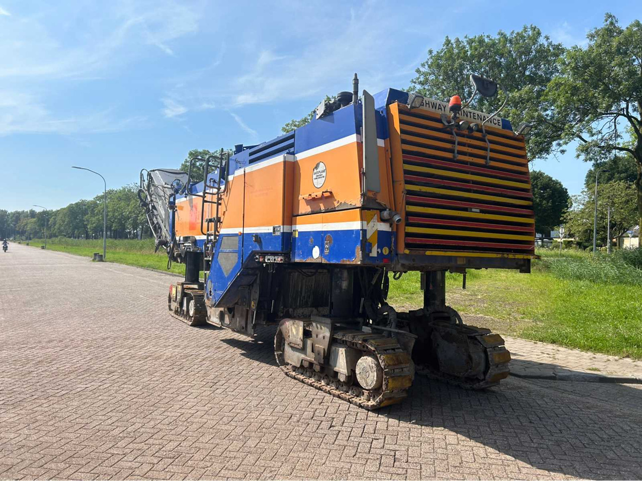 Wirtgen W2200 - Cold planer: picture 4 Wirtgen W2200 - Cold planer: picture 4