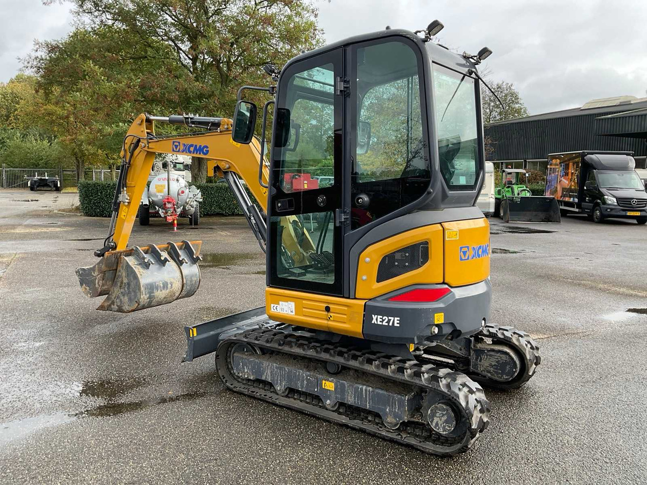 XCMG XE27E - Mini excavator: picture 2 XCMG XE27E - Mini excavator: picture 2