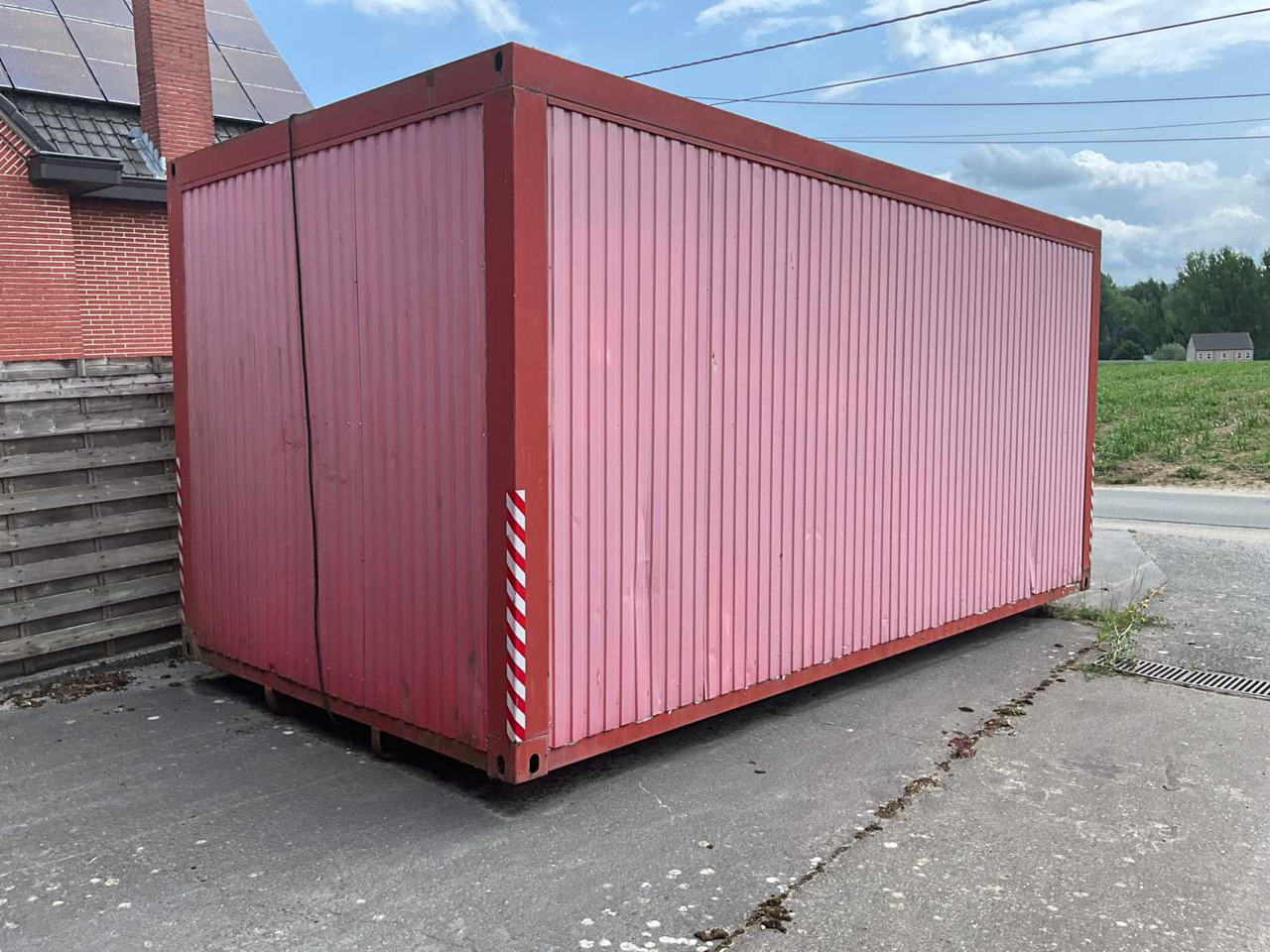 Yard/residential unit - Shipping container: picture 1 Yard/residential unit - Shipping container: picture 1