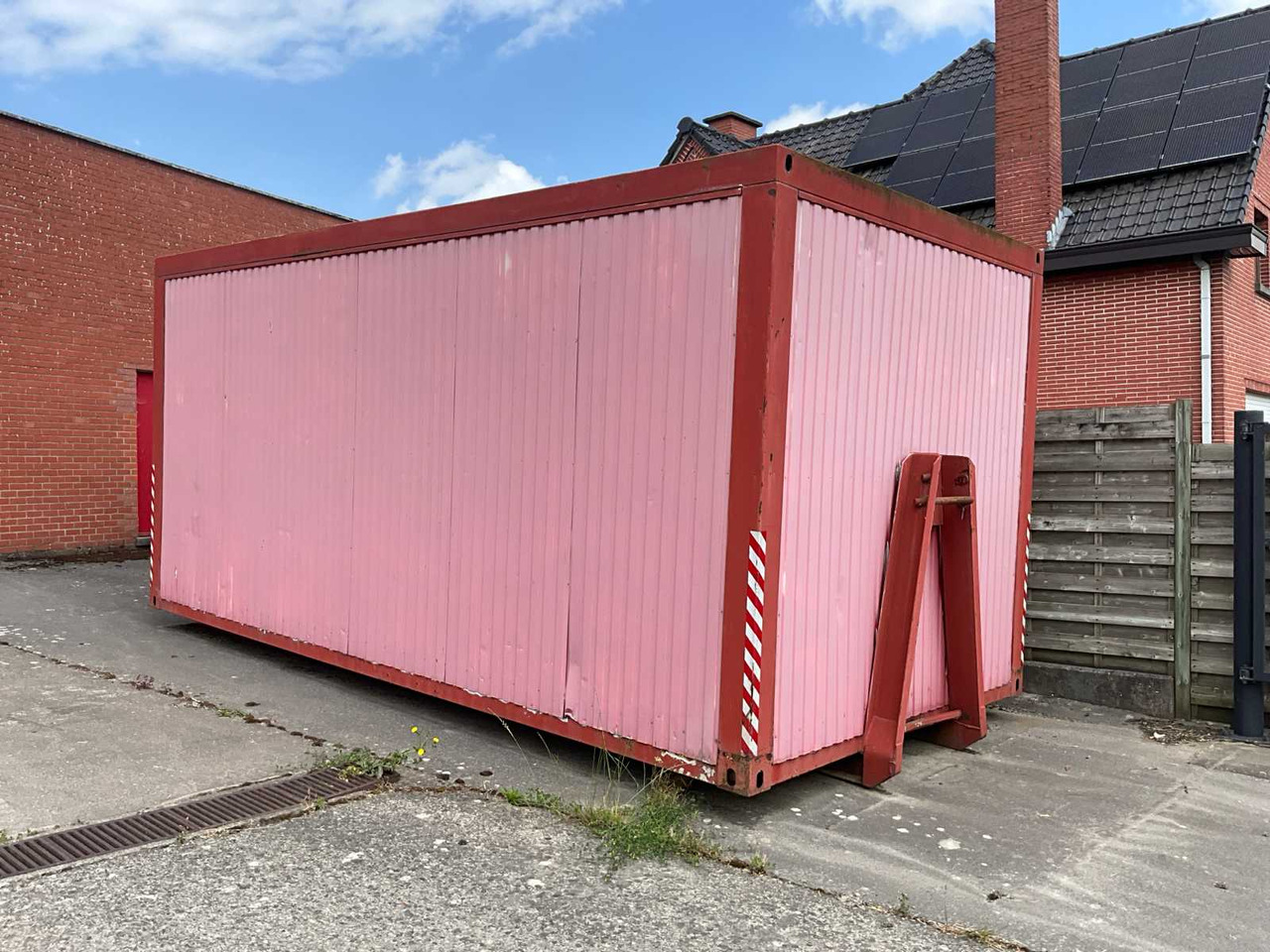Yard/residential unit - Shipping container: picture 3 Yard/residential unit - Shipping container: picture 3