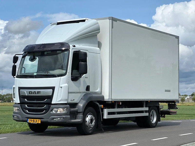 DAF LF 210 LF210.14. EURO6. 2018. KOELBAKWAGEN MET LAADKLEP 2000kg - Refrigerated truck: picture 1 DAF LF 210 LF210.14. EURO6. 2018. KOELBAKWAGEN MET LAADKLEP 2000kg - Refrigerated truck: picture 1