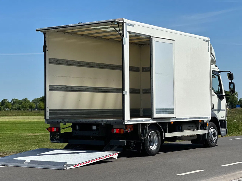 DAF LF 230 LF230.12 EURO6. 61797km!! 440x244x228 Bakwagen met Laadklep. als in NIEUWSTAAT!! - Box truck: picture 4 DAF LF 230 LF230.12 EURO6. 61797km!! 440x244x228 Bakwagen met Laadklep. als in NIEUWSTAAT!! - Box truck: picture 4
