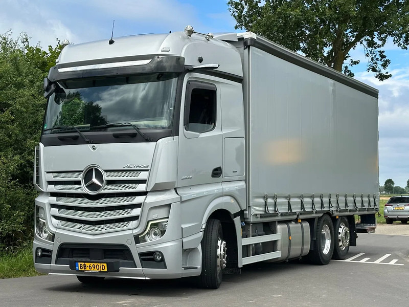 Mercedes-Benz Actros ACTROS 2545LL EURO6. 2021. Schuifzeil Bakwagen met Laadklep. - Curtain side truck: picture 1 Mercedes-Benz Actros ACTROS 2545LL EURO6. 2021. Schuifzeil Bakwagen met Laadklep. - Curtain side truck: picture 1