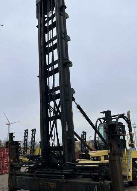 Hyster H11XM-ECD8 - Container handler: picture 2 Hyster H11XM-ECD8 - Container handler: picture 2