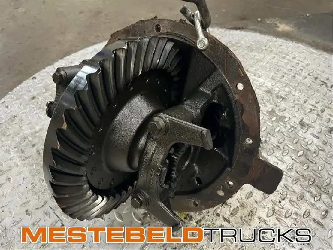 DAF Differentieel 8.20 4.10-1 - Rear axle for Truck: picture 1 DAF Differentieel 8.20 4.10-1 - Rear axle for Truck: picture 1