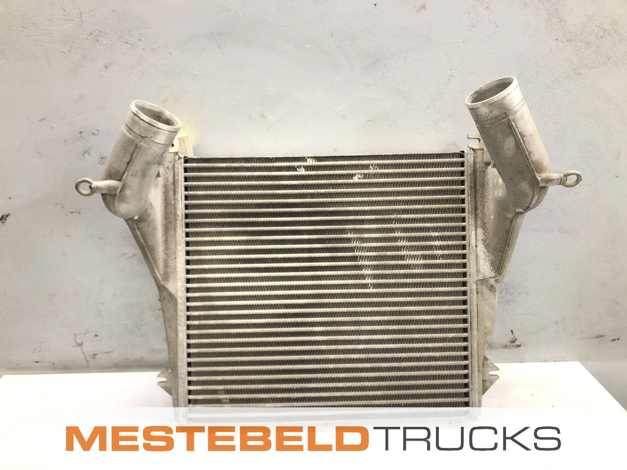 DAF Intercooler 75CF - Cooling system for Truck: picture 1 DAF Intercooler 75CF - Cooling system for Truck: picture 1