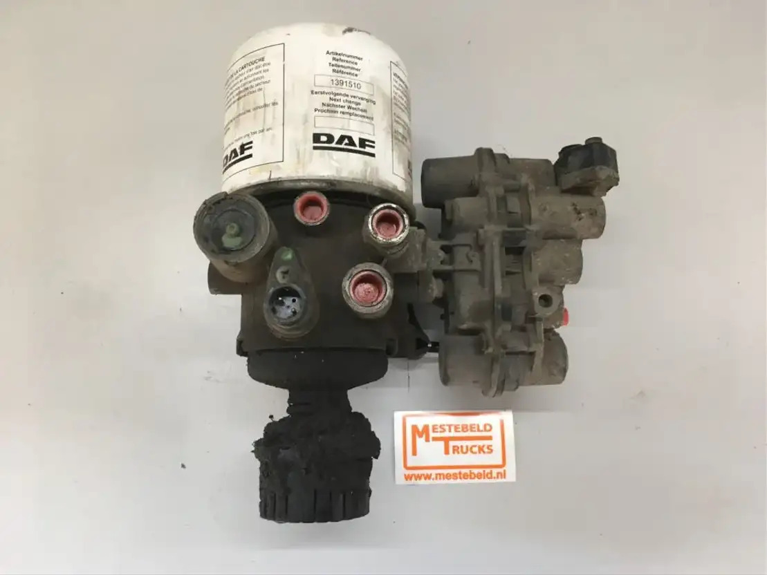 DAF Luchtdroger - Brake parts for Truck: picture 1 DAF Luchtdroger - Brake parts for Truck: picture 1