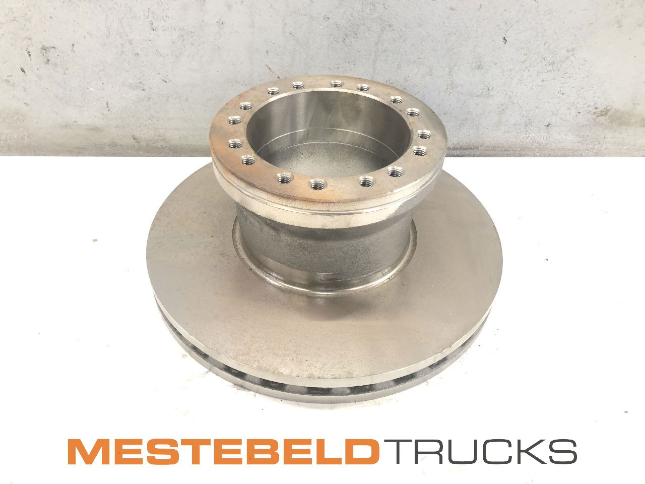 DAF Remschijf vooras 45 LF - Brake parts for Truck: picture 1 DAF Remschijf vooras 45 LF - Brake parts for Truck: picture 1