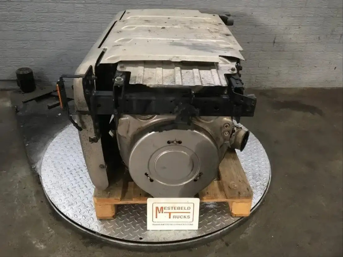 DAF SCR Katalysator + DPF unit - Engine and parts for Truck: picture 2 DAF SCR Katalysator + DPF unit - Engine and parts for Truck: picture 2