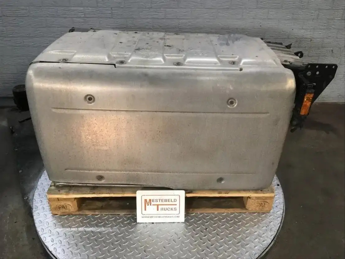 DAF SCR Katalysator + DPF unit - Engine and parts for Truck: picture 1 DAF SCR Katalysator + DPF unit - Engine and parts for Truck: picture 1