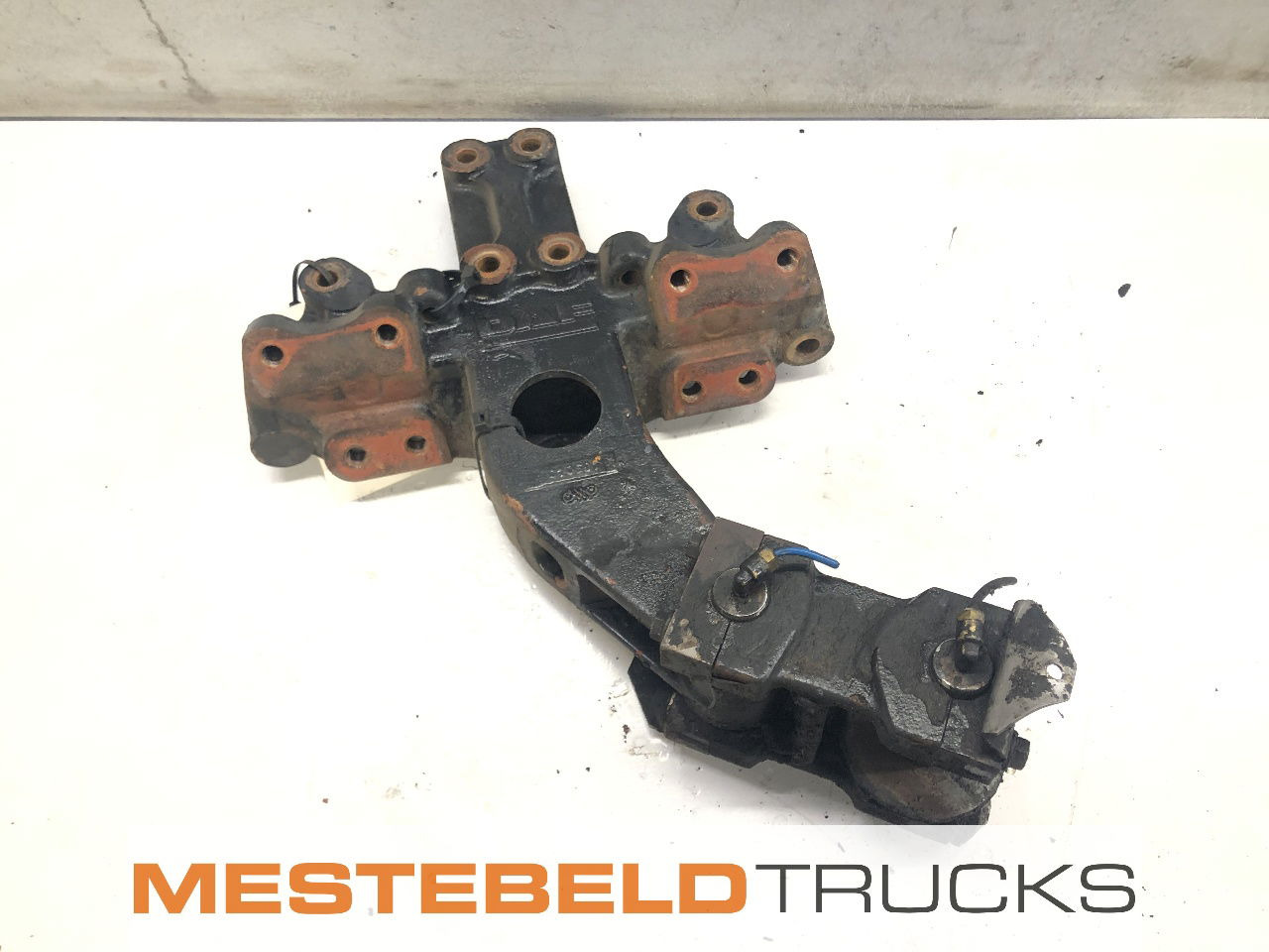 DAF Veersteun rechts - Frame/ Chassis for Truck: picture 1 DAF Veersteun rechts - Frame/ Chassis for Truck: picture 1