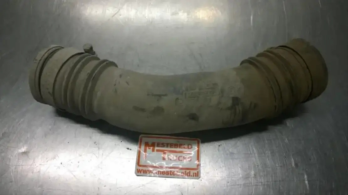 Iveco Luchtleiding - Air intake system for Truck: picture 1 Iveco Luchtleiding - Air intake system for Truck: picture 1