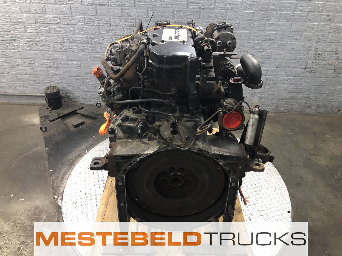 Iveco Motor F4AE3481 - Engine for Truck: picture 2 Iveco Motor F4AE3481 - Engine for Truck: picture 2