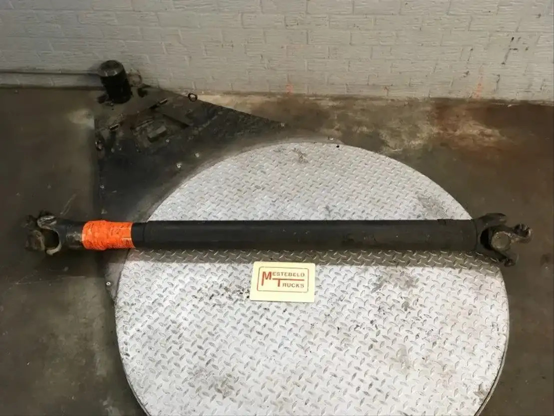 MAN A andrijfas - Drive shaft for Truck: picture 1 MAN A andrijfas - Drive shaft for Truck: picture 1