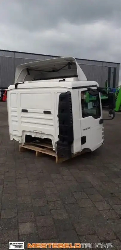 MAN Cabine TGL 12.220 - Cab for Truck: picture 5 MAN Cabine TGL 12.220 - Cab for Truck: picture 5