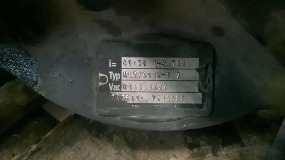 Mercedes-Benz Differentieel HL2/43DC 6.2 - Rear axle for Truck: picture 1 Mercedes-Benz Differentieel HL2/43DC 6.2 - Rear axle for Truck: picture 1