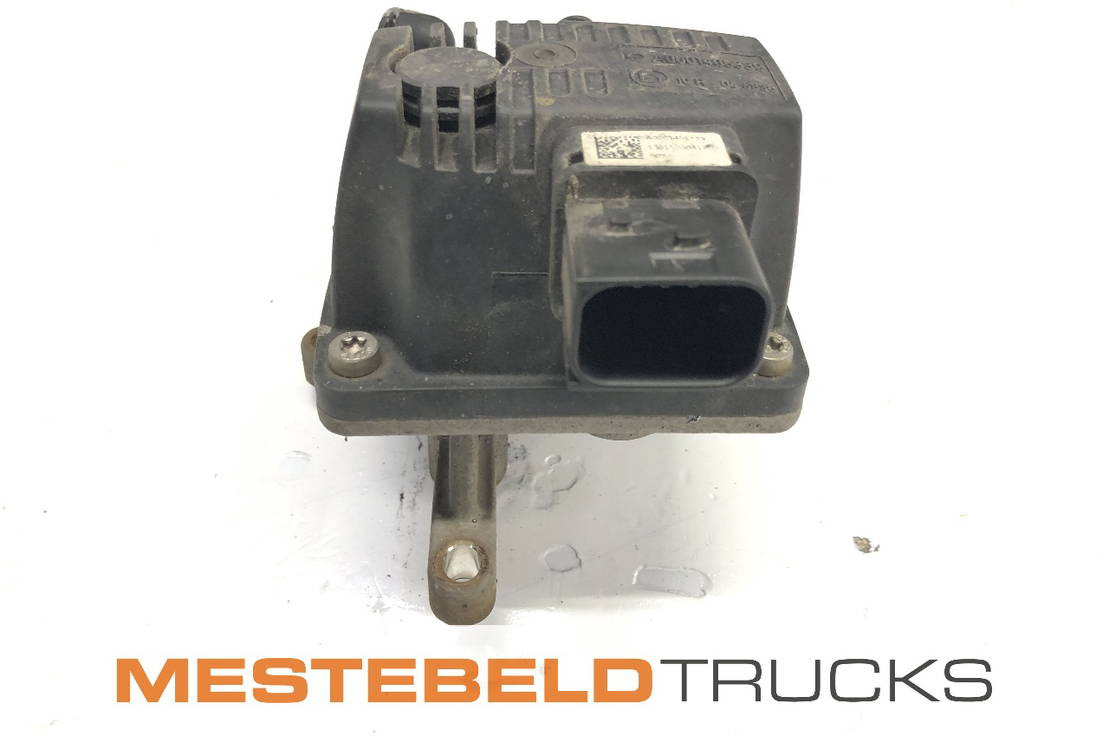 Mercedes-Benz Doseereenheid - Muffler/ Exhaust system for Truck: picture 1 Mercedes-Benz Doseereenheid - Muffler/ Exhaust system for Truck: picture 1