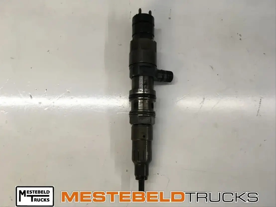 Mercedes-Benz Injector - Fuel processing/ Fuel delivery for Commercial vehicle: picture 1 Mercedes-Benz Injector - Fuel processing/ Fuel delivery for Commercial vehicle: picture 1