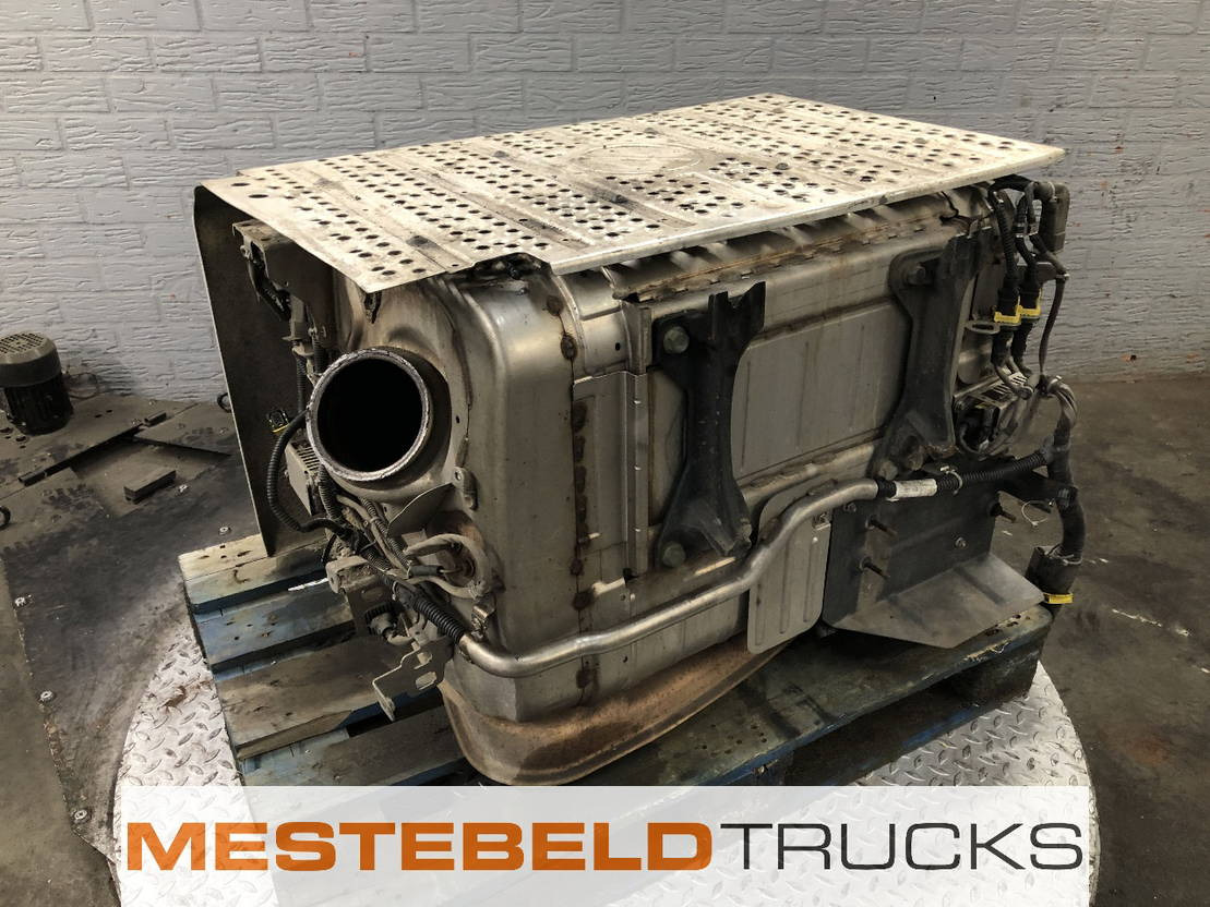 Mercedes-Benz Katalysator 1842 - Muffler/ Exhaust system for Truck: picture 2 Mercedes-Benz Katalysator 1842 - Muffler/ Exhaust system for Truck: picture 2