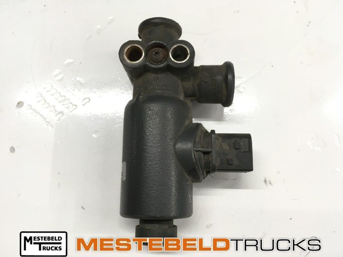 Mercedes-Benz Magneetventiel - Brake valve for Truck: picture 1 Mercedes-Benz Magneetventiel - Brake valve for Truck: picture 1