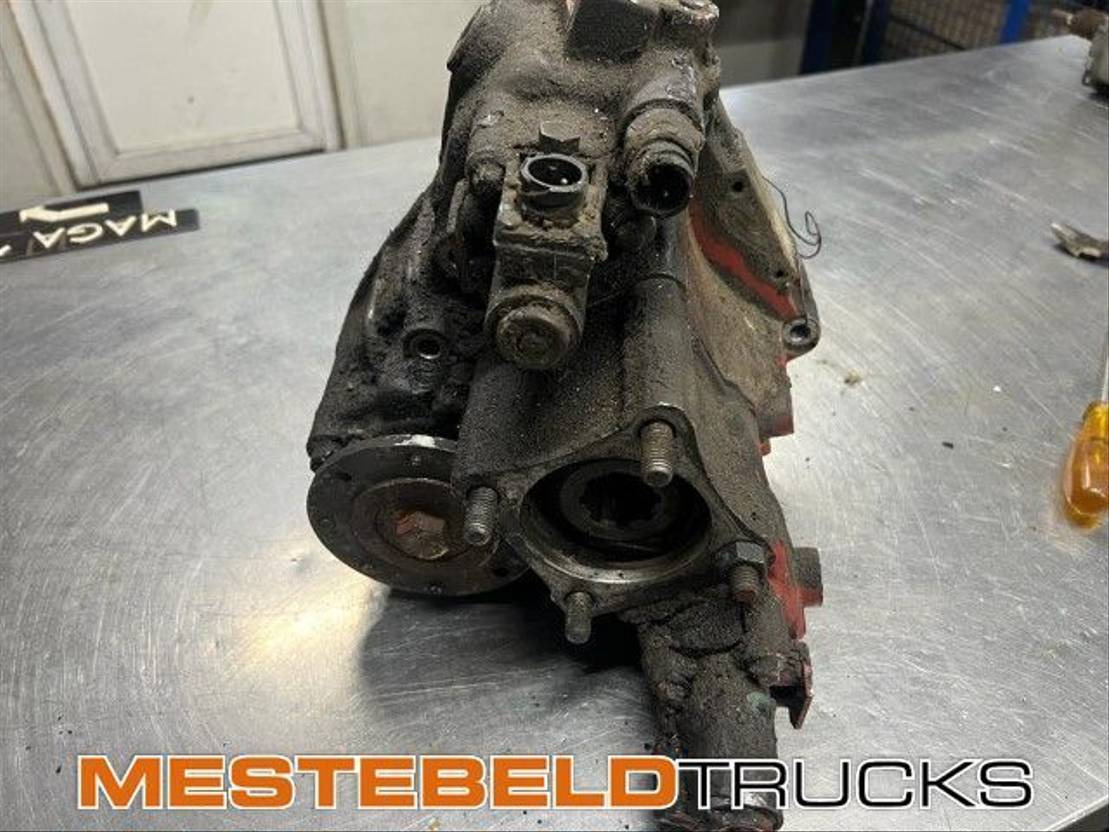 Mercedes-Benz PTO NB 8 - Hydraulics for Truck: picture 1 Mercedes-Benz PTO NB 8 - Hydraulics for Truck: picture 1