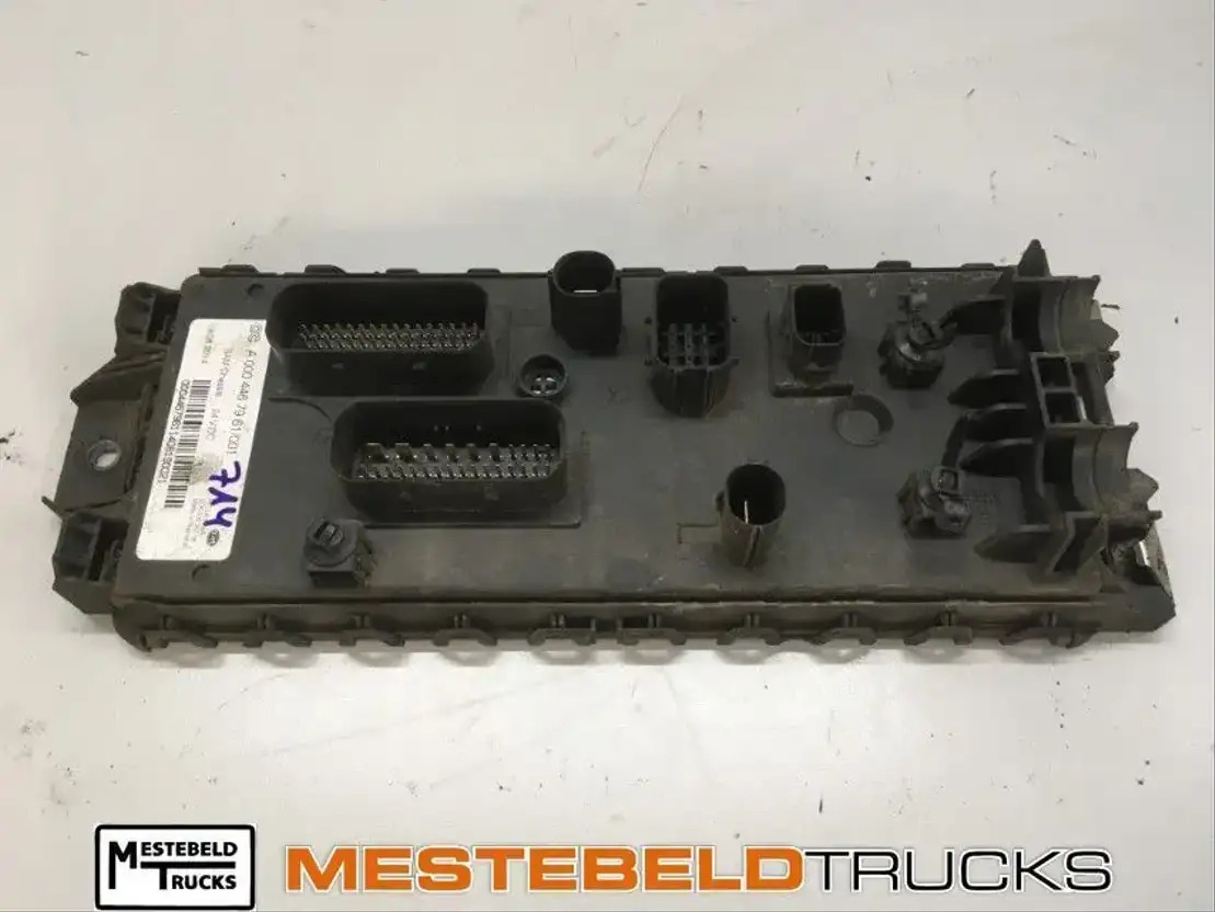 Mercedes-Benz Regeleenheid Sam Arocs  - Electrical system for Truck: picture 1 Mercedes-Benz Regeleenheid Sam Arocs  - Electrical system for Truck: picture 1