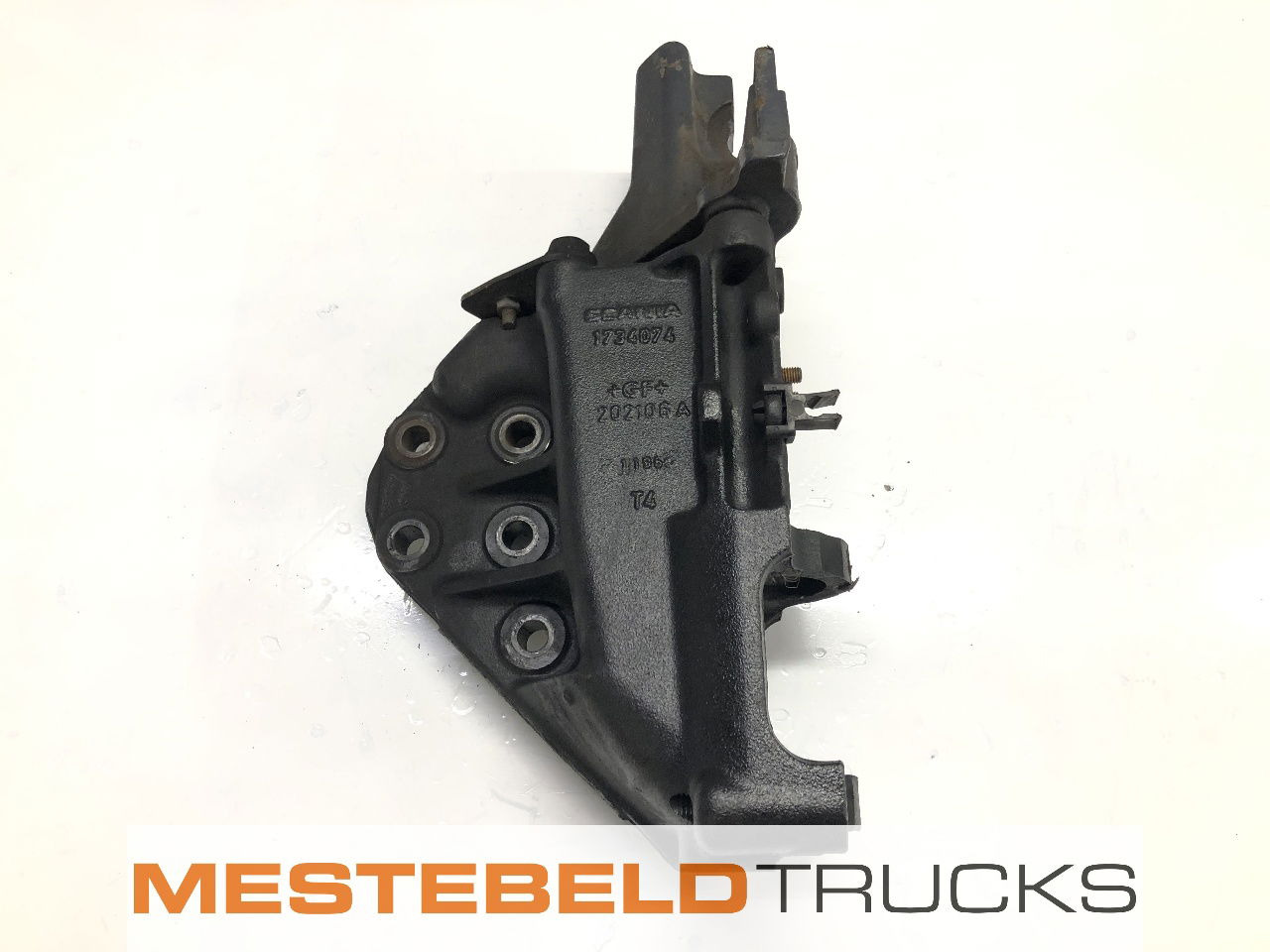 Scania Bumpersteun rechts - Frame/ Chassis for Truck: picture 1 Scania Bumpersteun rechts - Frame/ Chassis for Truck: picture 1