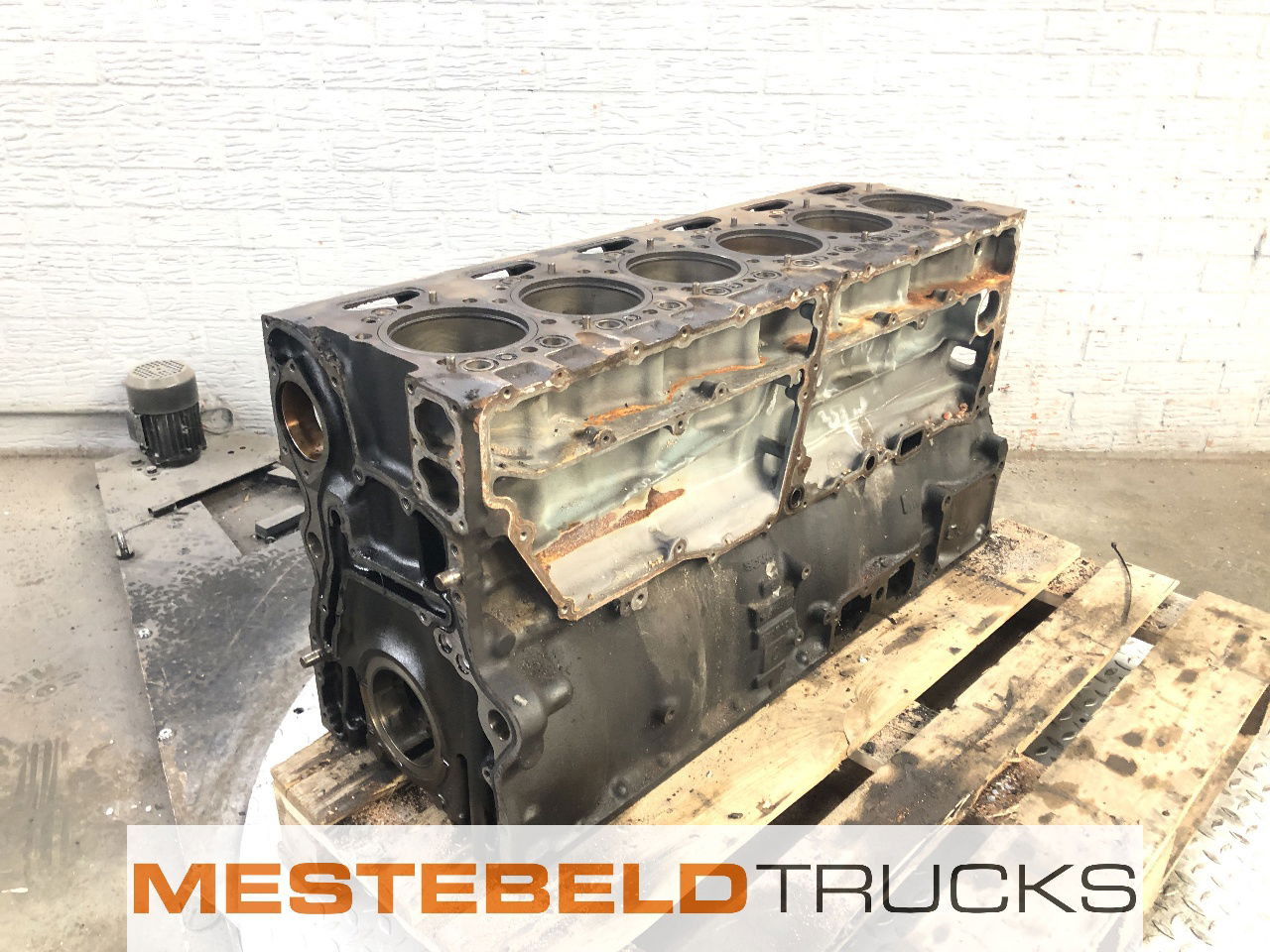 Scania Motorblok DC 13 141 - Engine and parts for Truck: picture 1 Scania Motorblok DC 13 141 - Engine and parts for Truck: picture 1