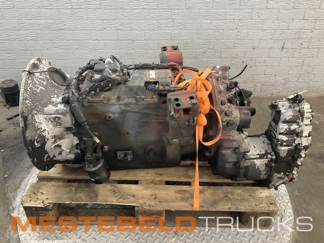 Scania Versnellingsbak GRS 890 R mechanisch - Gearbox for Truck: picture 1 Scania Versnellingsbak GRS 890 R mechanisch - Gearbox for Truck: picture 1