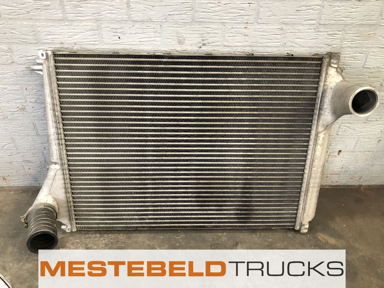 Volvo Intercooler - Intercooler for Truck: picture 1 Volvo Intercooler - Intercooler for Truck: picture 1