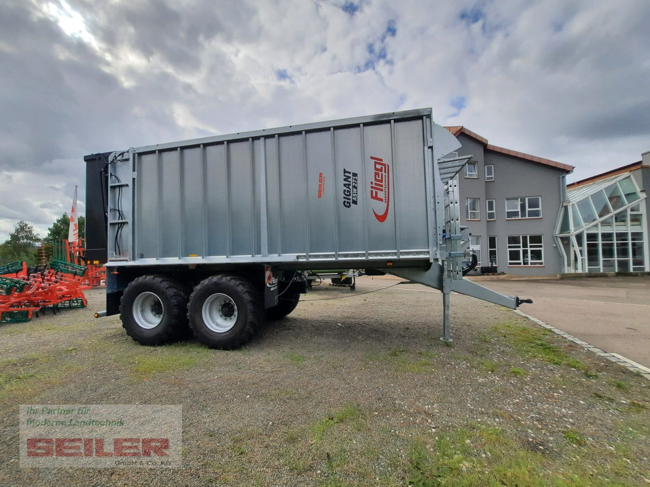 Fliegl ASW 271 C FOX "Franken-Renner" 40m³ - Forage wagon: picture 4 Fliegl ASW 271 C FOX "Franken-Renner" 40m³ - Forage wagon: picture 4