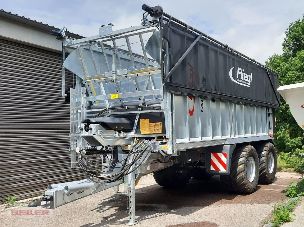 Fliegl ASW 271 TAURUS FOX 40m³ + Top Lift Light - Forage wagon: picture 1 Fliegl ASW 271 TAURUS FOX 40m³ + Top Lift Light - Forage wagon: picture 1