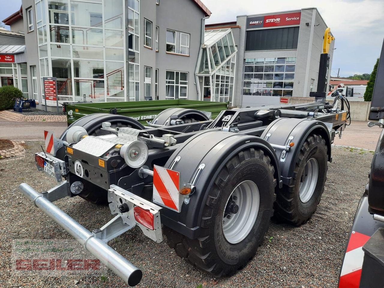 Fliegl HKL 22 Jumbo Abrollkipper - Roll-off/ Skip trailer: picture 3 Fliegl HKL 22 Jumbo Abrollkipper - Roll-off/ Skip trailer: picture 3